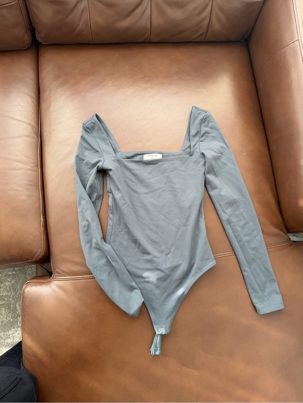 Aritzia Wilfred contour square neck bodysuit - smoky emerald green